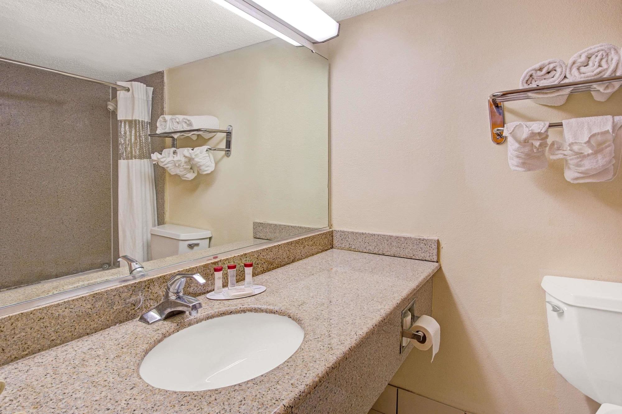 Motel 6 Rock Hill Sc Bagian luar foto